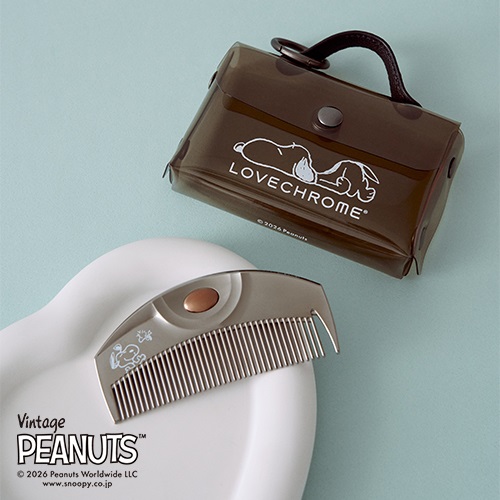 ＜先行予約＞【LOVECHROME】＜PEANUTS＞（R）PGツキ プレミアムブラック バッグチャーム付き