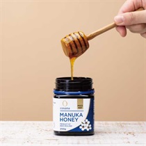 COSANA】2025 ウインターキット【マヌカハニー使い分けギフトセット